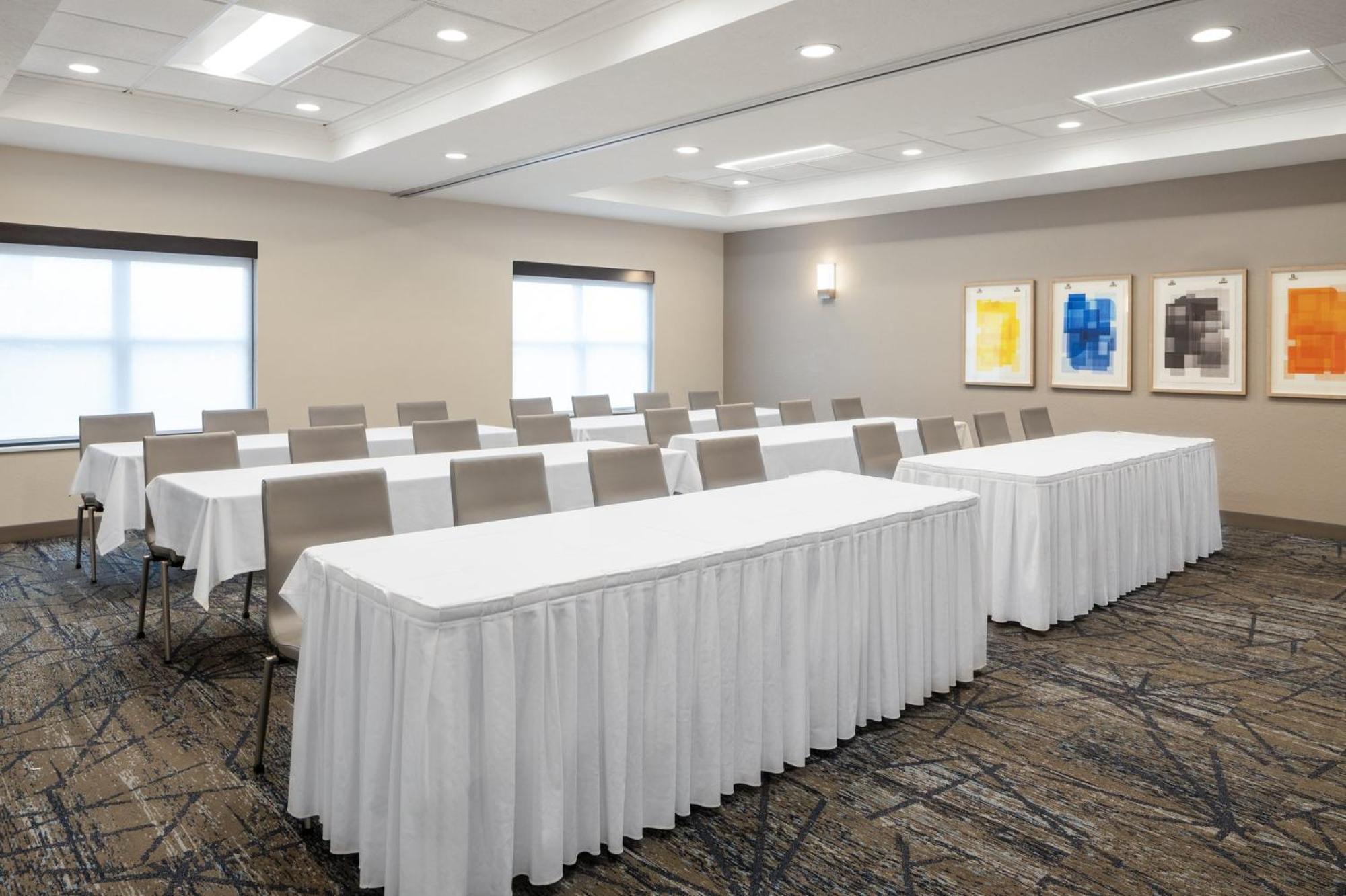 Holiday Inn Express & Suites - Green Bay East By Ihg Exterior foto