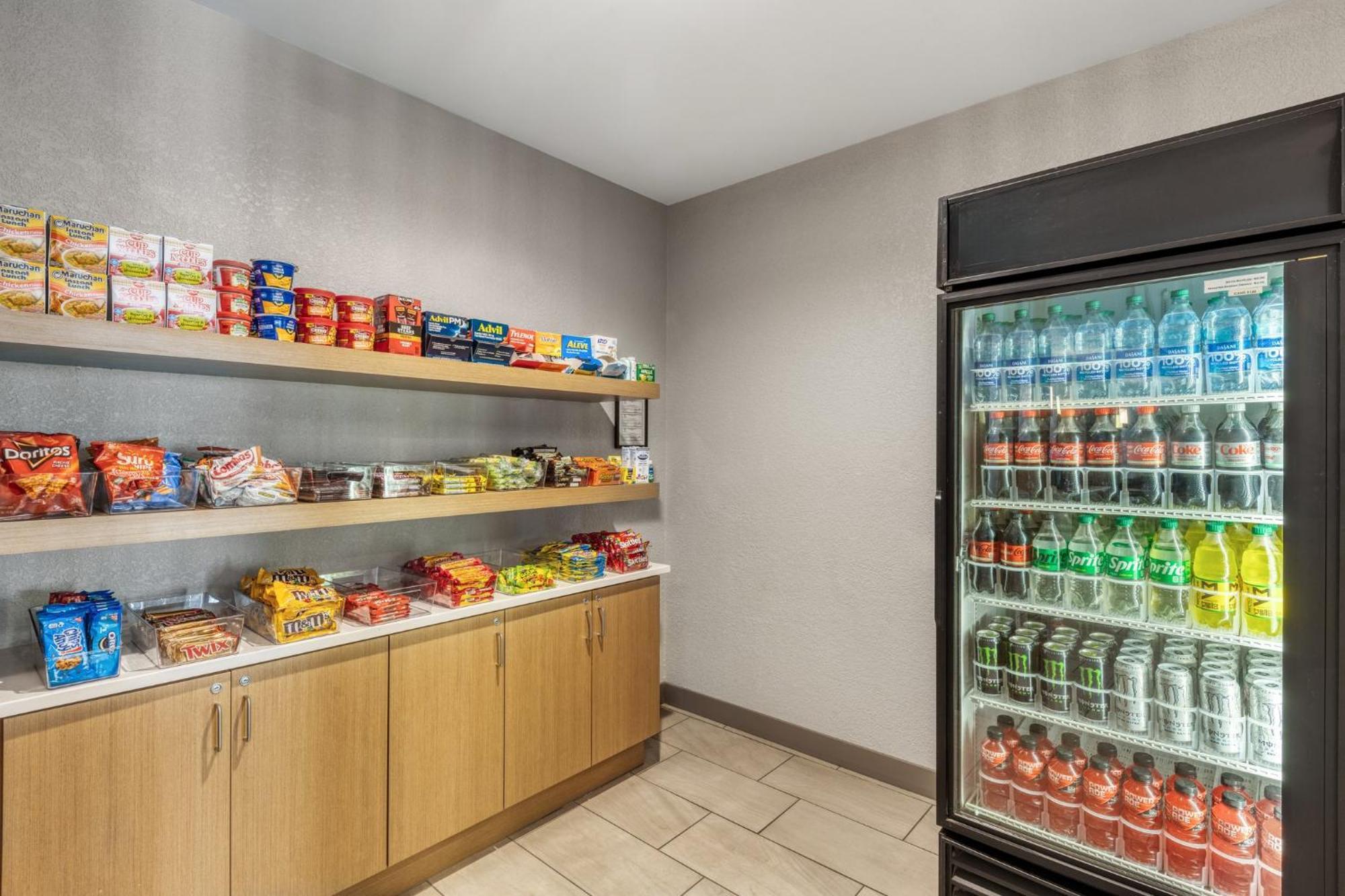 Holiday Inn Express & Suites - Green Bay East By Ihg Exterior foto