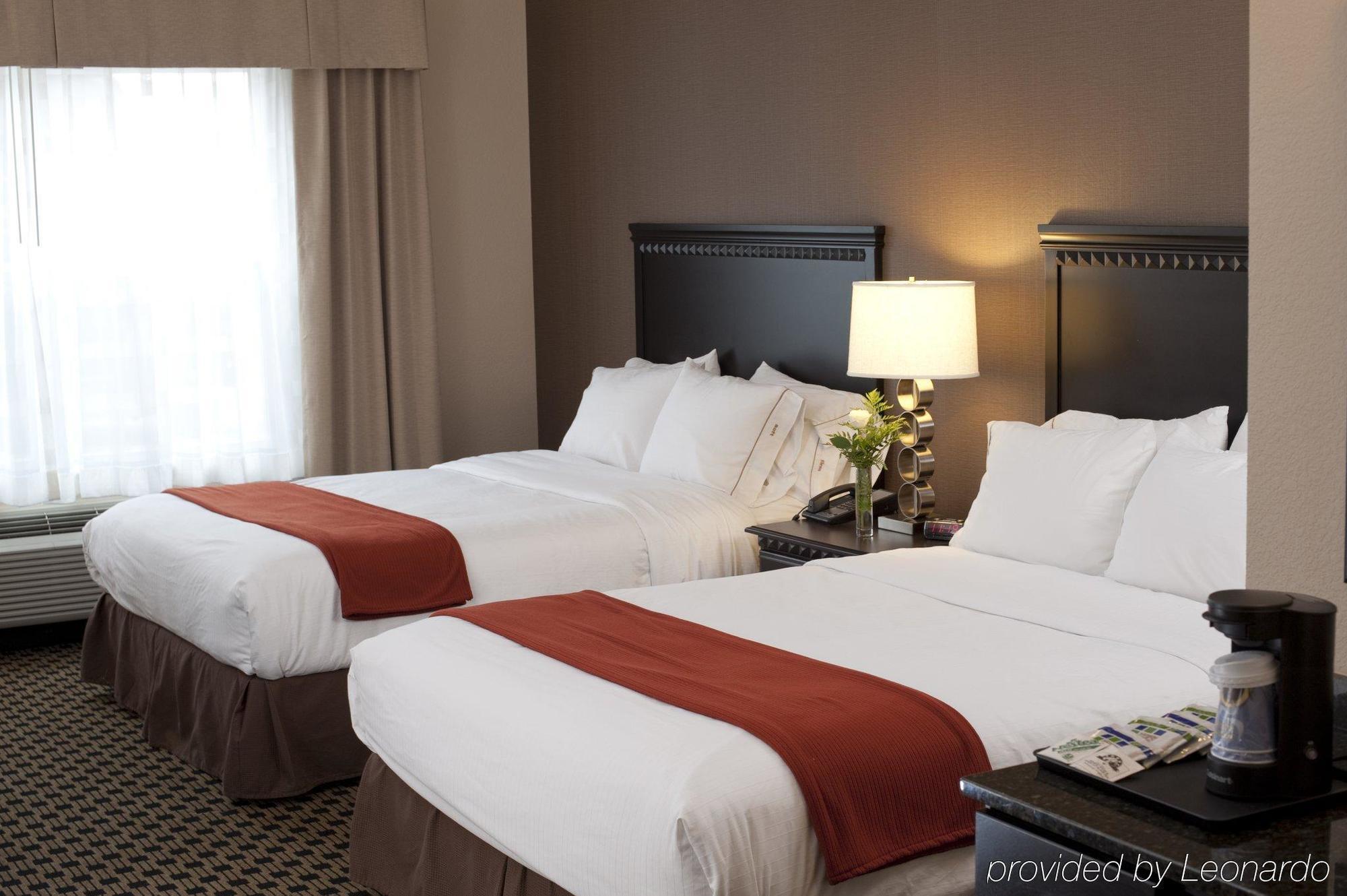 Holiday Inn Express & Suites - Green Bay East By Ihg Quarto foto