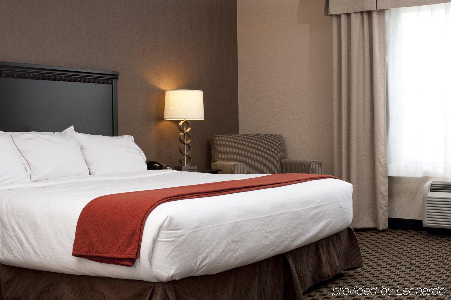 Holiday Inn Express & Suites - Green Bay East By Ihg Quarto foto
