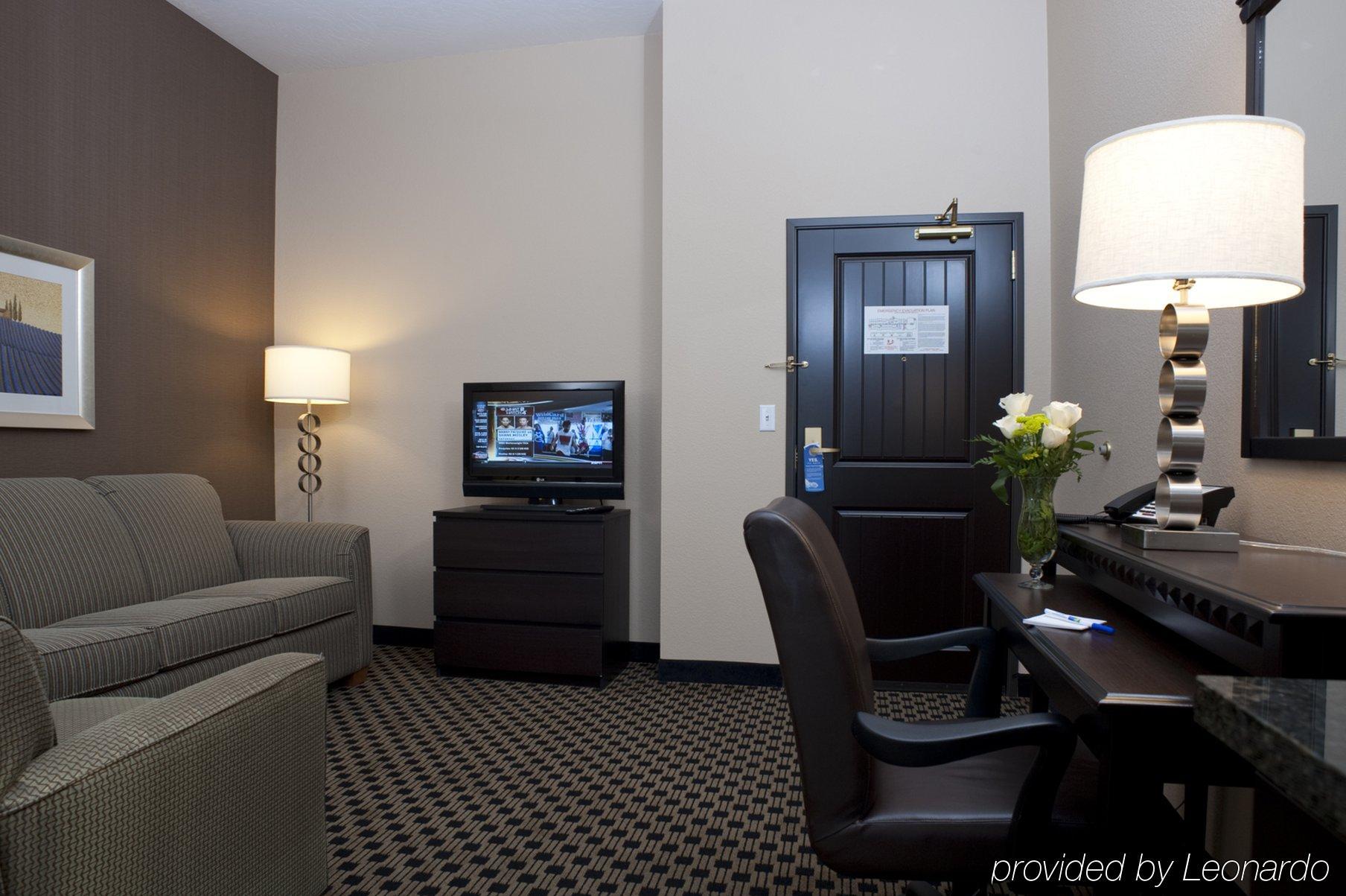 Holiday Inn Express & Suites - Green Bay East By Ihg Quarto foto